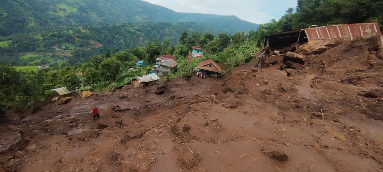 इलाम  तीन महिनाका लागि विपद् संकटग्रस्त जिल्ला घोषणा