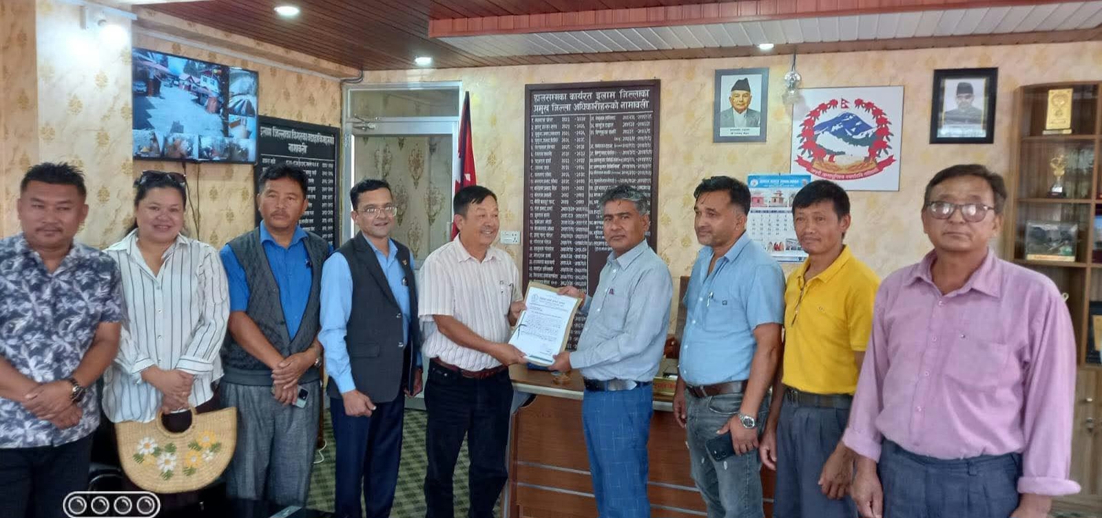 भोटेकोशी बाढी प्रभावितका लागि इलामका इसाई समुदायको १० लाख ४८ हजार सहयोग